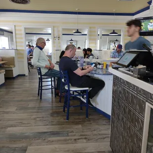 ramen and noodles, interior