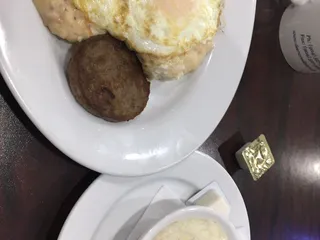 Deerwood Bistro
