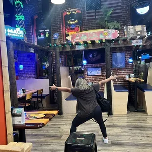 Beach hut deli entertainer