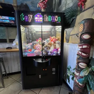 Cool claw machine, always fun