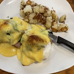 Eggs Benedict