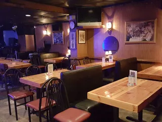 Bayside Inn Restaurant & Lounge