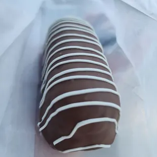 Dipped twinkie