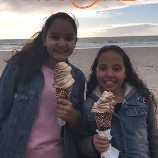 Chocolate vanilla frozen yogurt in a chocolate dipped waffle cone. YUM!!! ($8.)