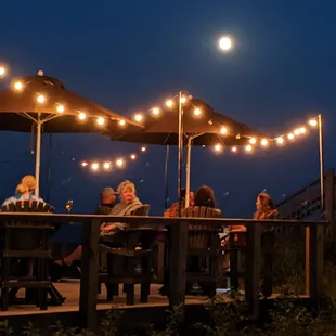 Moonlit Oceanfront Deck Dining? -Yes please