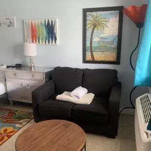 Pullout couch