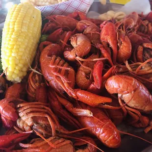 Crawdaddies and Cold Beer! ;D