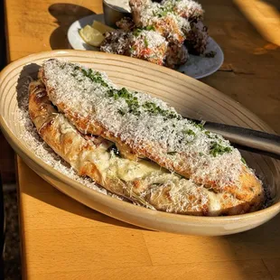 Wood Fired Chicken Bake (Instagram: foodwithbros)