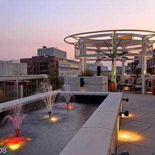Beacon Bar's gorgeous rooftop deck!