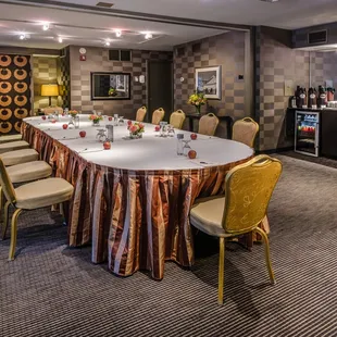 Embassy Board Room At The Beacon Hotel