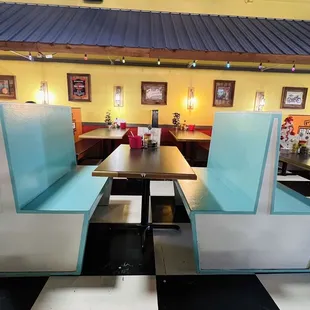 sushi and sashimi, interior