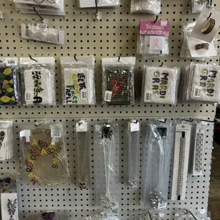 Change purses and jewelry 9/2024