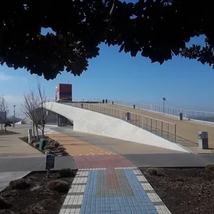 Great senic spot and "The Front Porch" shop!