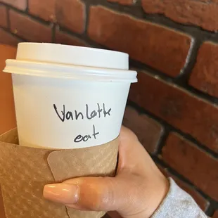Vanilla oatmilk latte