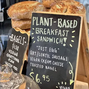 Vegan Breakfast Sandwich &amp; Vegan Bagels (Plain &amp; Everything)