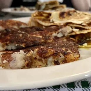 Grilled chicken, pesto, feta crepe w/ home fries
