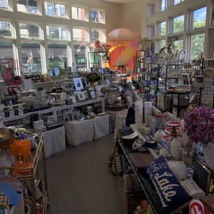 Like, wow, so much stuff! A gold mine