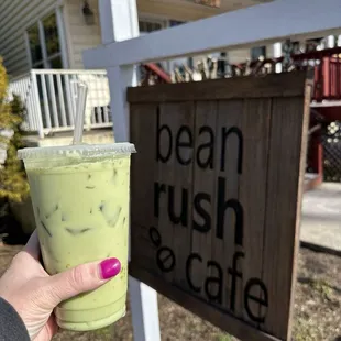 Large matcha with skim milk.