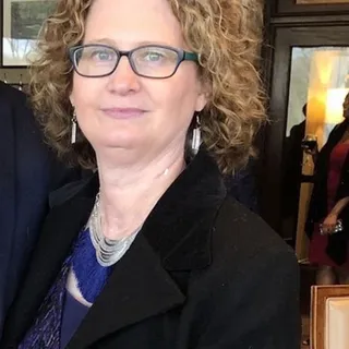 Laura F.