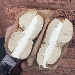 everything bagel with cream cheese