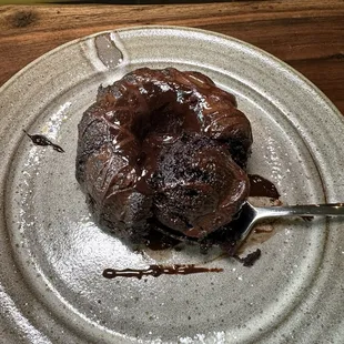Molten lava cake