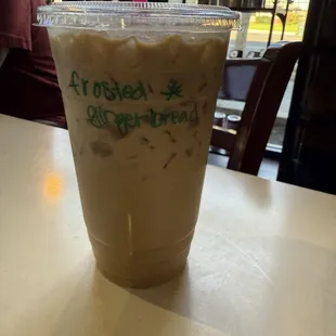 Frosted gingerbread Latte