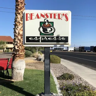 a sign for beansters espresso