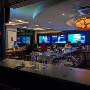 Outdoor window seating