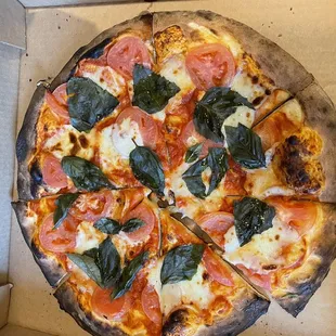 Tried this new place out and I'm for sure gonna make this my go to pizza spot! This is "The Stonegate".