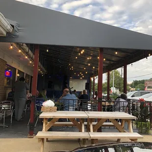 Outdoor patio and live music