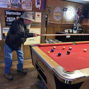 Rick one handed pool