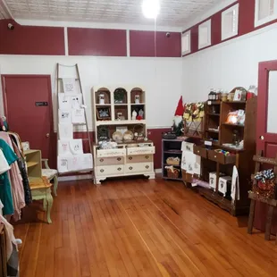 Gifts by local vendors