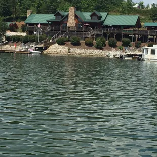 Lots of boat docks outside