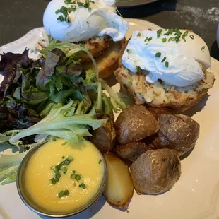 Crab Cake Benedict