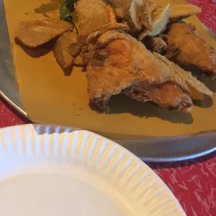 poultry, chicken wings, food, chicken wings and fried chicken, fried chicken wings, chicken, fried chicken, bbq chicken, bbq wings