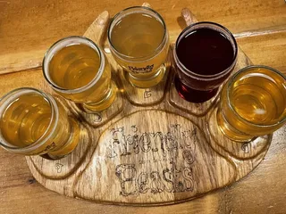 Friendly Beasts Cider