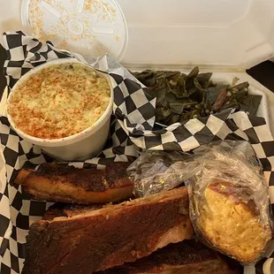 4-Ribs 2-sides and cornbread yummy