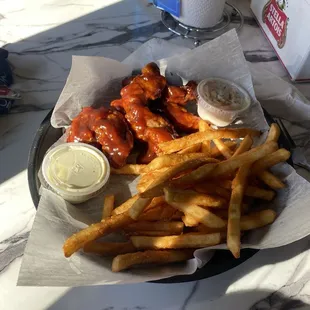 Chicken Tenders Basket tossed in Honey BBQ