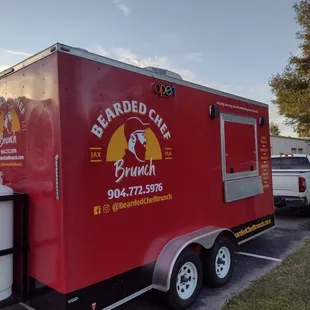 a red food truck
