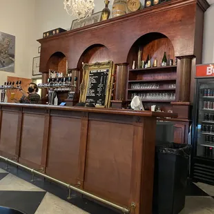 bar