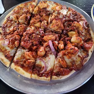 BBQ chicken pizza