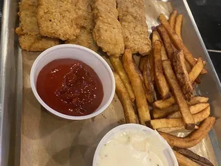 Splits Sports Grill & Bar