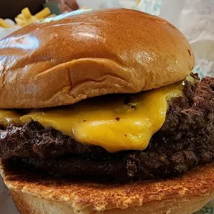 Double Cheeseburger