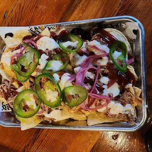 a tray of nachos