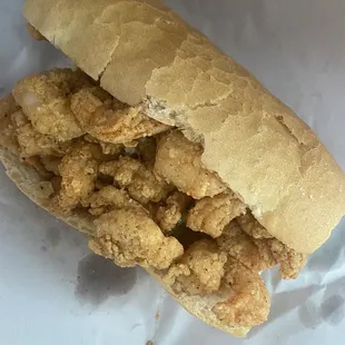 Shrimp poboy (half)