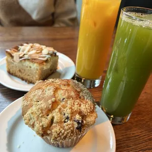 Lemon Blueberry Muffin Emmy&apos;s Cream Cheese Coffee Cake Mango , Orange &amp; Pineapple Nectar Power Greens