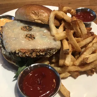 Mushroom & Quinoa Burger