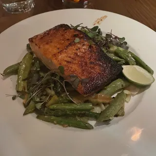 Faroe Islands Salmon Bowl*