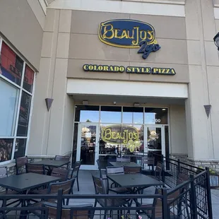 Outside of restaurant/ outdoor seating