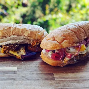 Beaucoup Burger &amp; Sweet Dream